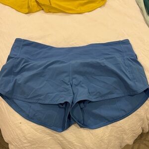 Women’s Lululemon speed up low rise short 2.5 blue size 8
